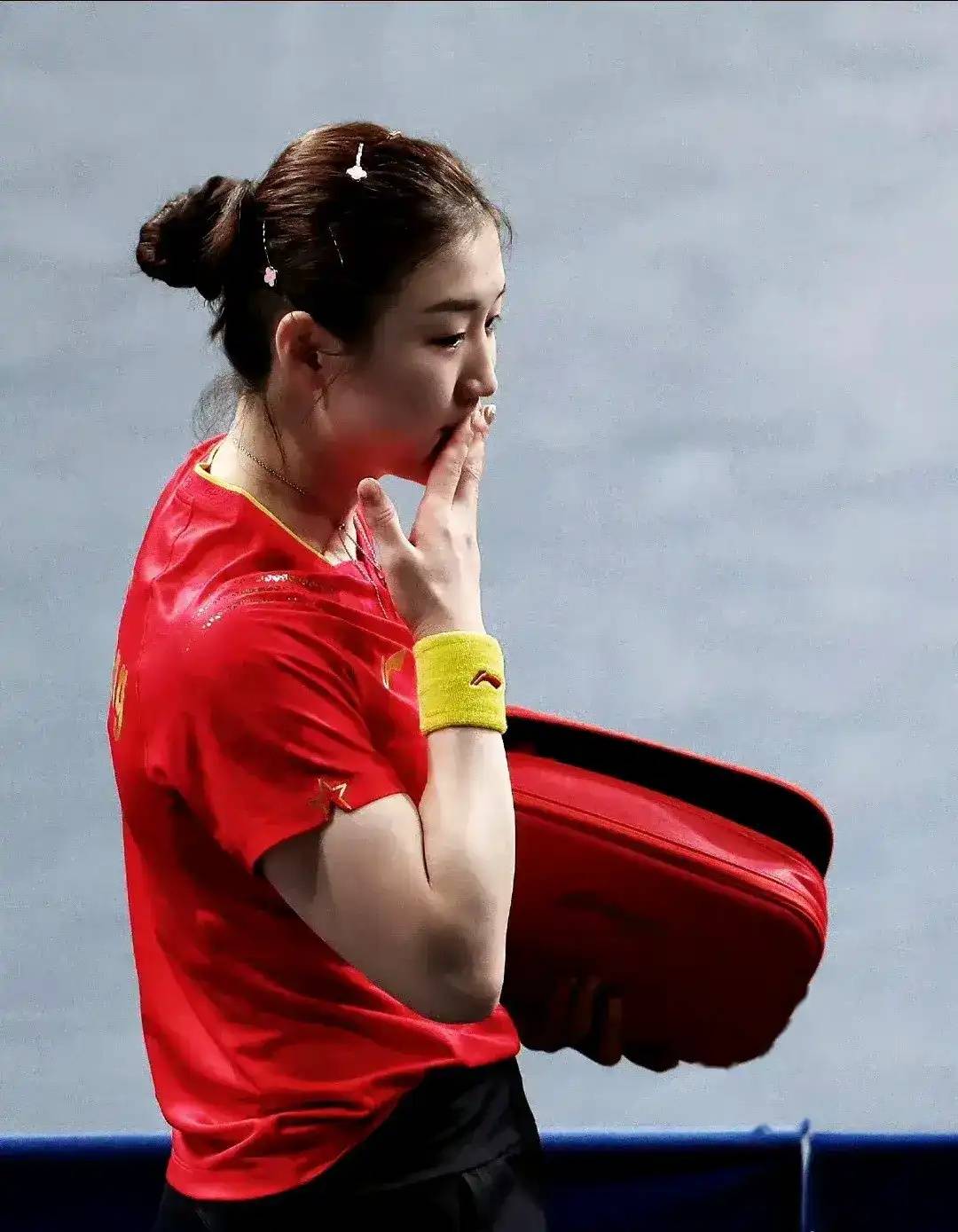 开云体育集团-阿扎伦卡遭遇十二持续失利,TL教练压力巨大!比赛高潮迭起-开云体育集团