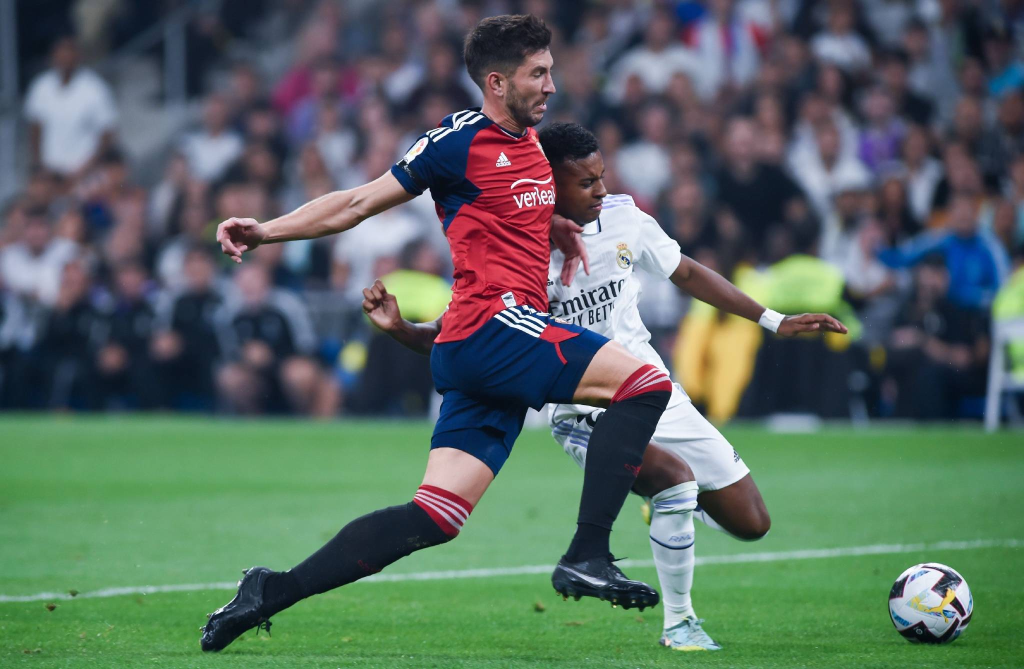 皇家马德里带队取胜!,德罗巴重要时刻表现优异上演精彩一战 皇家马德里带队取胜!,德罗巴重要时刻表现优异上演精彩一战