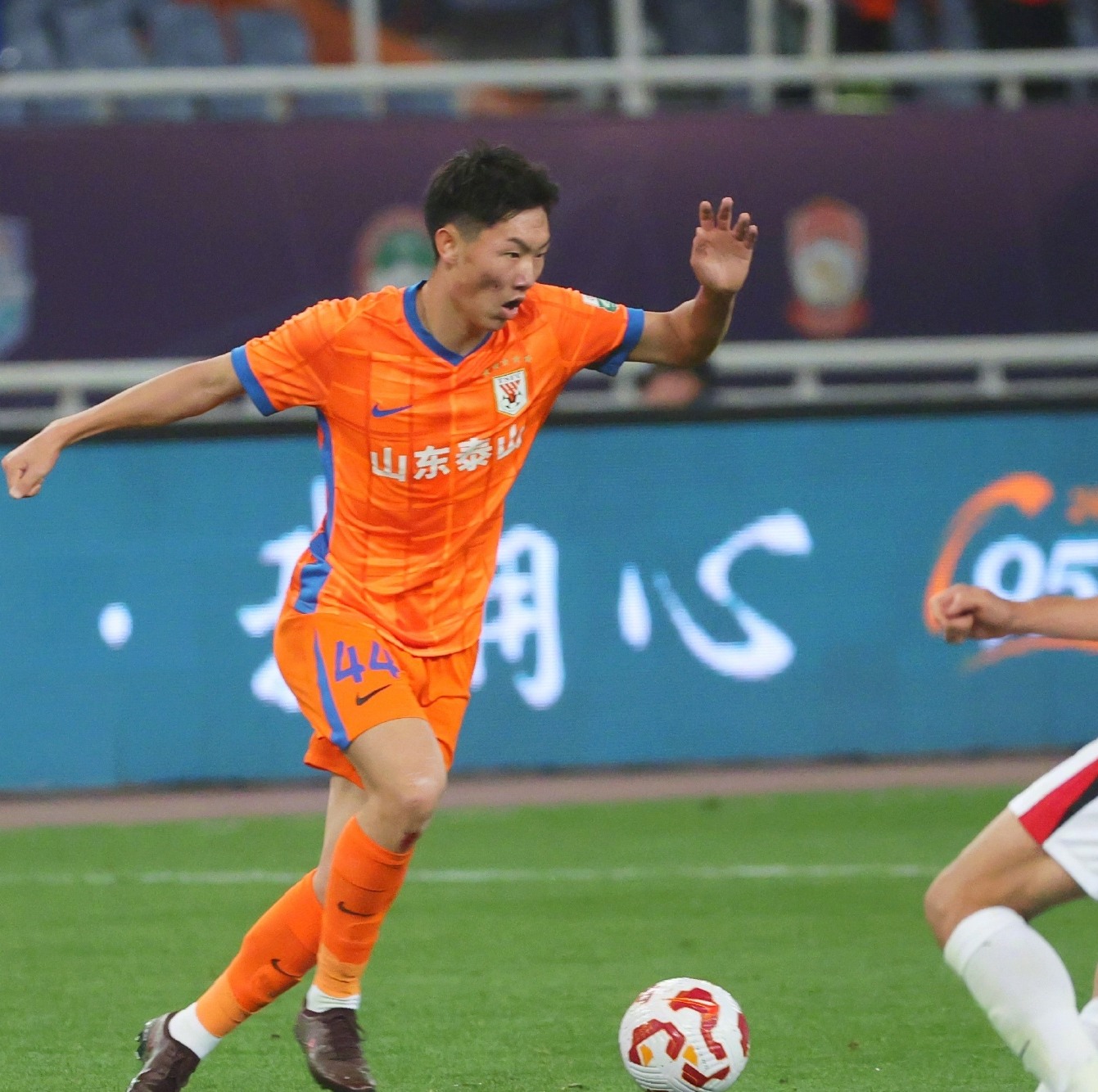 开云体育集团-德甲赛程吃紧，山东男篮关键时刻刷新队史纪录，目标明确，资深球员宣示担当的简单介绍-开云体育集团